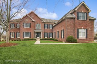 4824 Darlene Court E, Long Grove, IL 60047