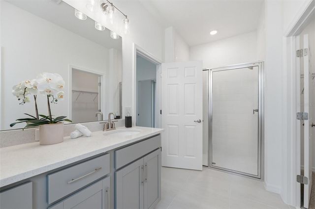 717 FARFIELDS STREET, Deland, FL 32724