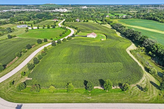 42253 N Strawberry Lane, Zion, IL 60099