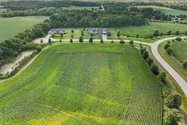 42253 N Strawberry Lane, Zion, IL 60099
