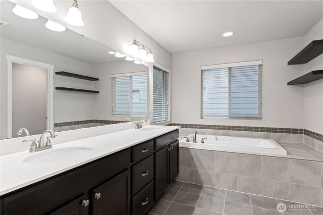 10483 Sentinel Drive, Gig Harbor, WA 98332