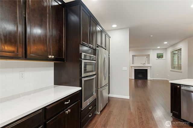 10483 Sentinel Drive, Gig Harbor, WA 98332