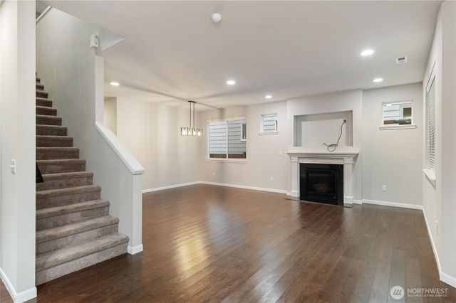 10483 Sentinel Drive, Gig Harbor, WA 98332