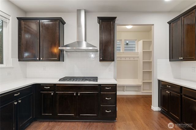 10483 Sentinel Drive, Gig Harbor, WA 98332