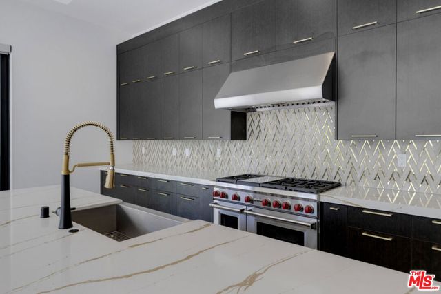 20056 W Mersey Lane, Porter Ranch, CA 91326