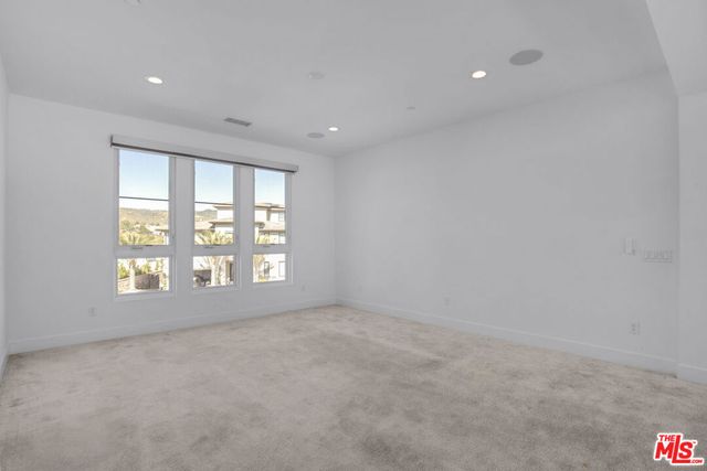 20056 W Mersey Lane, Porter Ranch, CA 91326