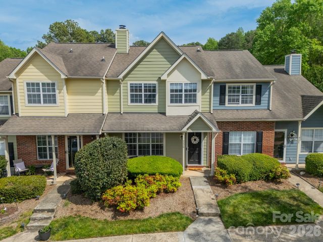9226 Four Mile Creek Road, Charlotte, NC 28277