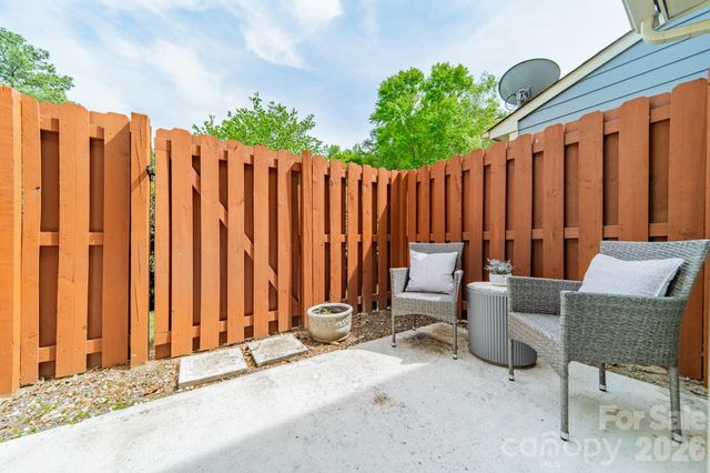 9226 Four Mile Creek Road, Charlotte, NC 28277