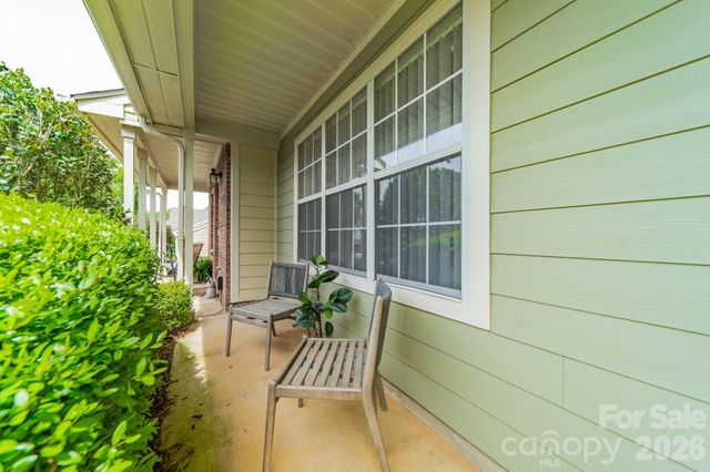 9226 Four Mile Creek Road, Charlotte, NC 28277