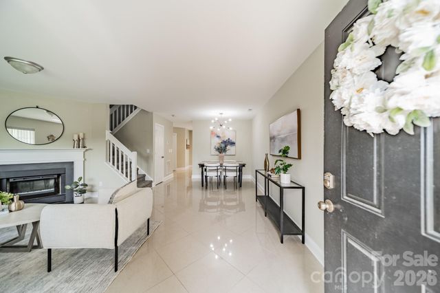 9226 Four Mile Creek Road, Charlotte, NC 28277