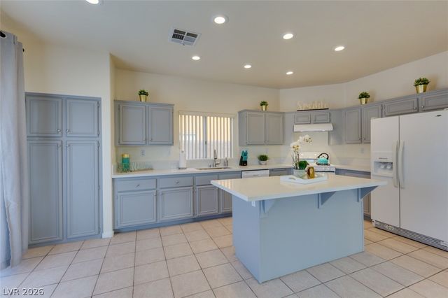 7886 Blue Brook Drive, Las Vegas, NV 89147