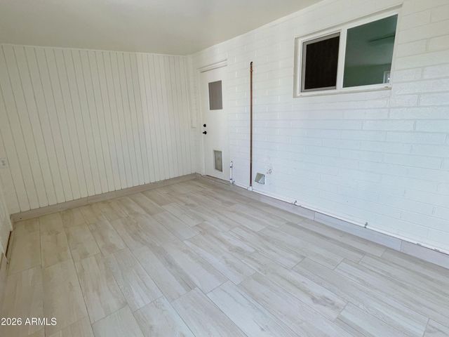1646 E Jarvis Avenue, Mesa, AZ 85204