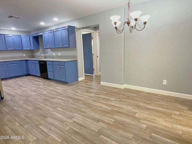 1646 E Jarvis Avenue, Mesa, AZ 85204