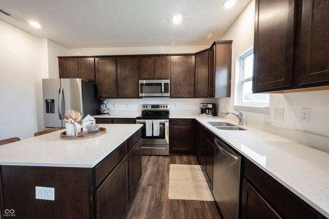 8346 Juniper Lane, Pendleton, IN 46064