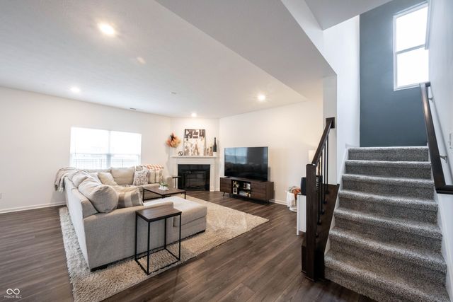 8346 Juniper Lane, Pendleton, IN 46064