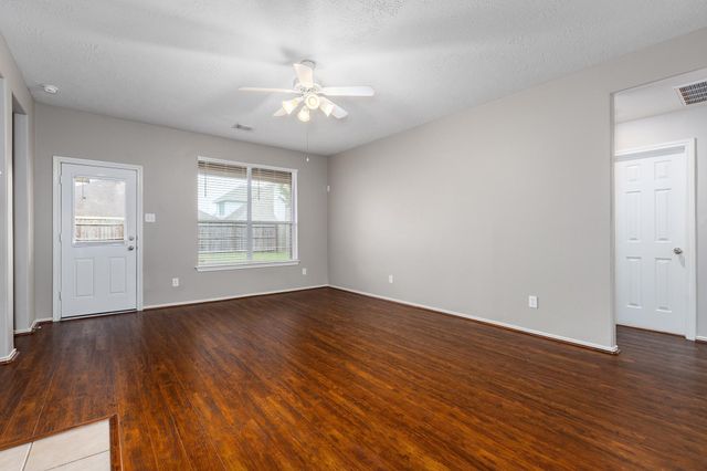 18126 Stone Trail Manor Drive, Humble, TX 77346