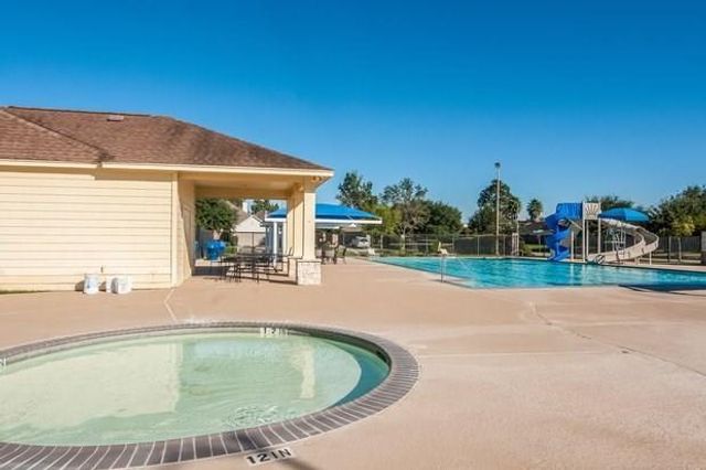 18126 Stone Trail Manor Drive, Humble, TX 77346