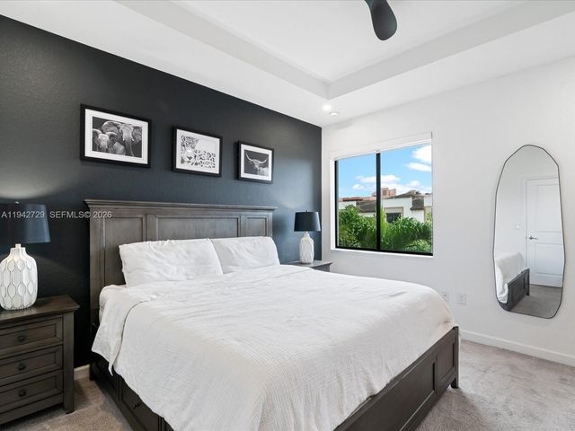 20626 NE 2nd Ct, Miami, FL 33179