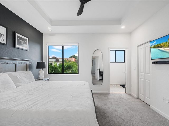 20626 NE 2nd Ct, Miami, FL 33179