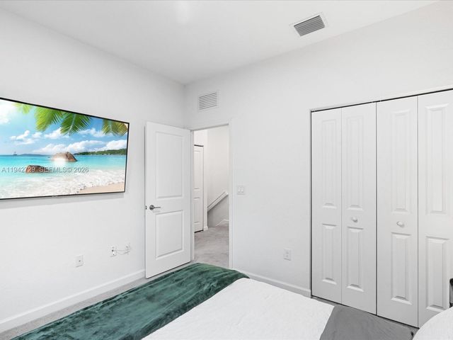 20626 NE 2nd Ct, Miami, FL 33179