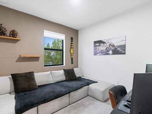 20626 NE 2nd Ct, Miami, FL 33179