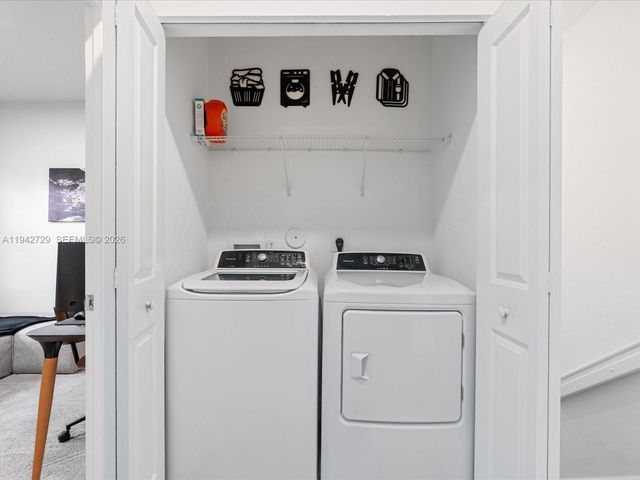 20626 NE 2nd Ct, Miami, FL 33179