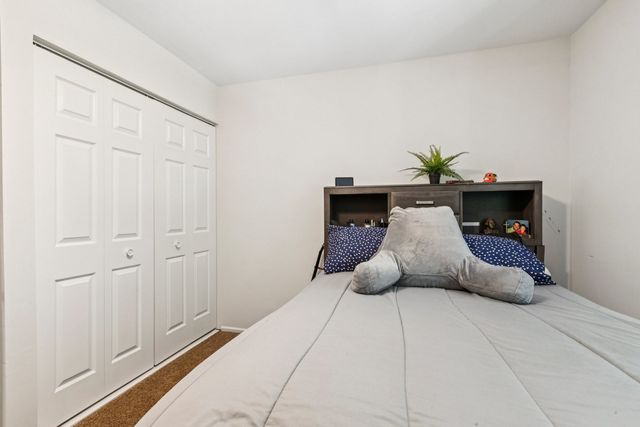 29W730 Wembly Drive, Warrenville, IL 60555