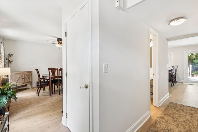 29W730 Wembly Drive, Warrenville, IL 60555