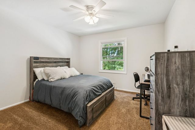29W730 Wembly Drive, Warrenville, IL 60555