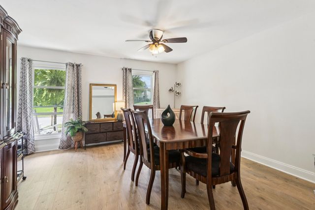 29W730 Wembly Drive, Warrenville, IL 60555