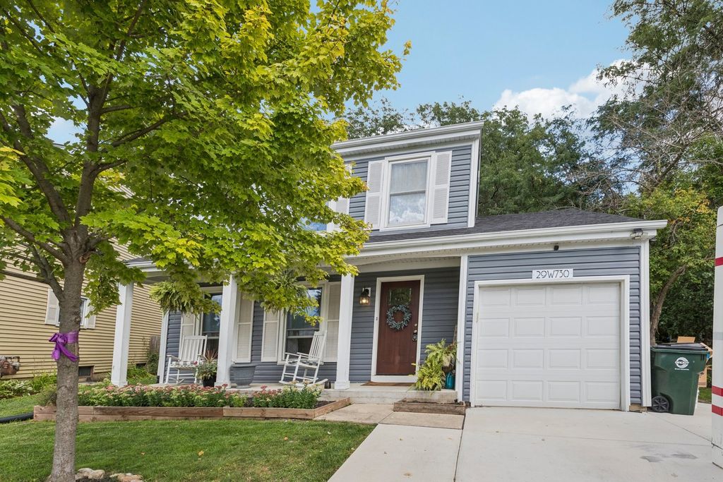 29W730 Wembly Drive, Warrenville, IL 60555