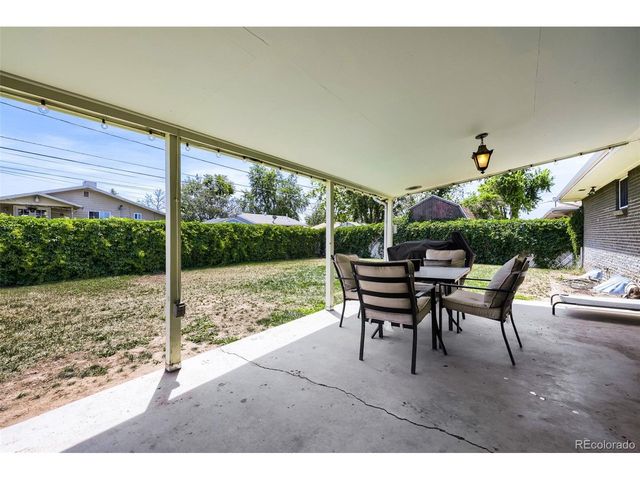 8906 Oakwood St, Westminster, CO 80031