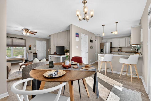 1213 Cottonwood Dr, Clarksville, TN 37040