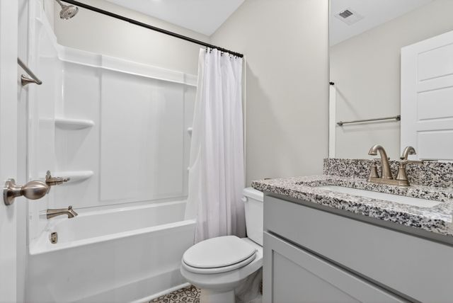 1213 Cottonwood Dr, Clarksville, TN 37040