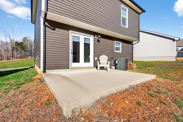 1213 Cottonwood Dr, Clarksville, TN 37040