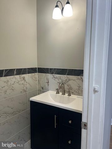 55 GLACIER DR, Berlin, NJ 08009