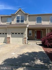 55 GLACIER DR, Berlin, NJ 08009