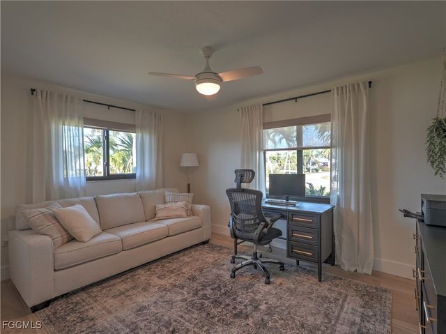 5343 SW 8th CT, Cape Coral, FL 33914