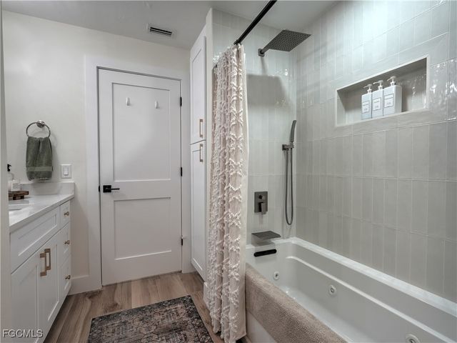 5343 SW 8th CT, Cape Coral, FL 33914