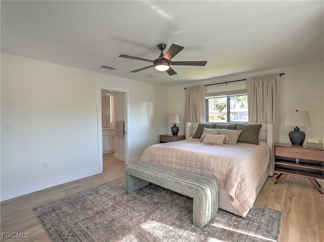 5343 SW 8th CT, Cape Coral, FL 33914