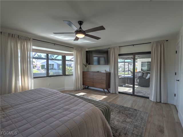 5343 SW 8th CT, Cape Coral, FL 33914