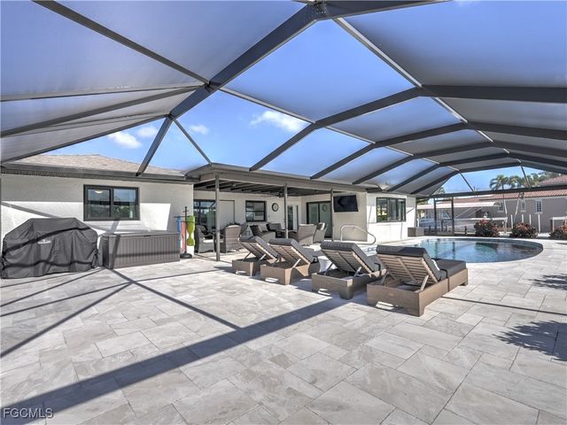 5343 SW 8th CT, Cape Coral, FL 33914