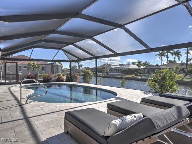 5343 SW 8th CT, Cape Coral, FL 33914