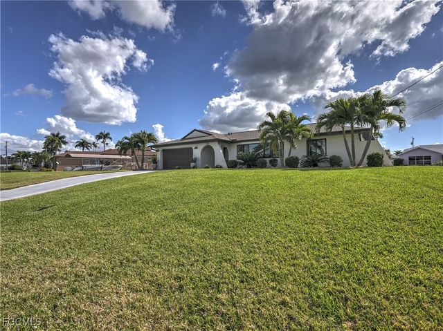 5343 SW 8th CT, Cape Coral, FL 33914