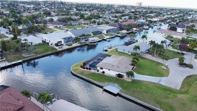 5343 SW 8th CT, Cape Coral, FL 33914