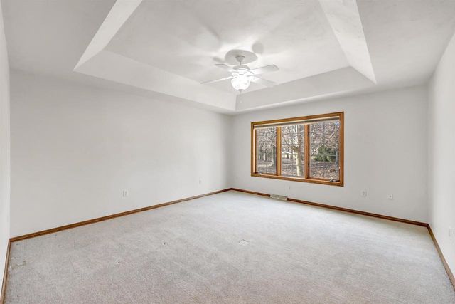 423 WOODFIELD DRIVE, Green Bay, WI 54313