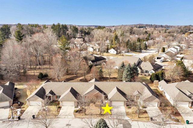 423 WOODFIELD DRIVE, Green Bay, WI 54313