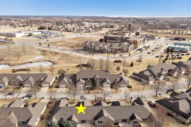 423 WOODFIELD DRIVE, Green Bay, WI 54313