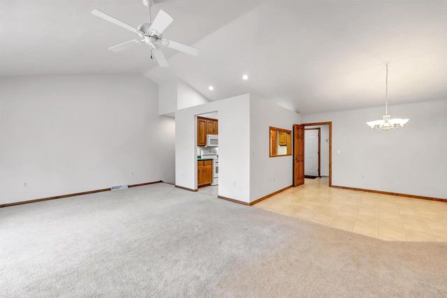 423 WOODFIELD DRIVE, Green Bay, WI 54313