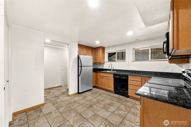 21204 SE 265th Street, Maple Valley, WA 98038